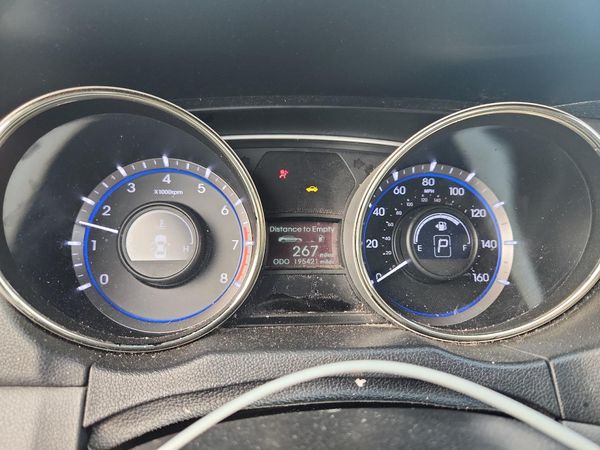 2013 HYUNDAI SONATA