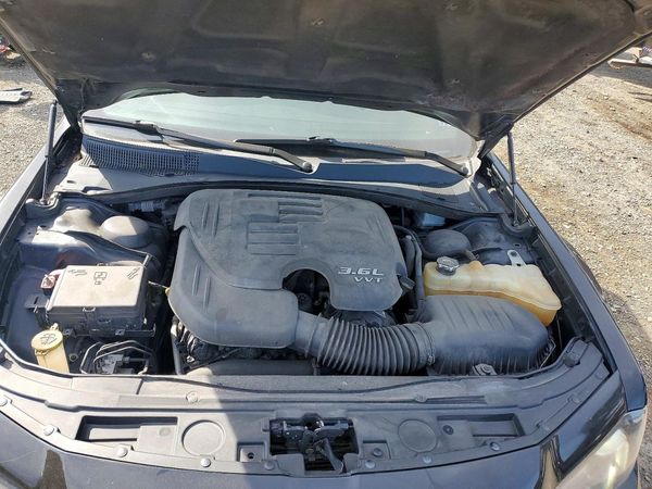2019 CHRYSLER 300