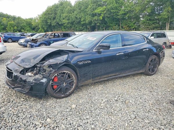 2015 MASERATI QUATTROPORTE Essence