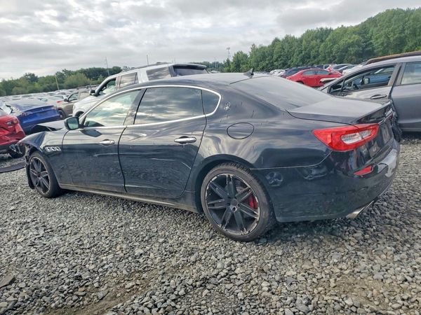 2015 MASERATI QUATTROPORTE Essence