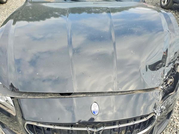2015 MASERATI QUATTROPORTE Essence