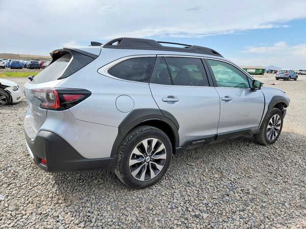 2025 SUBARU OUTBACK