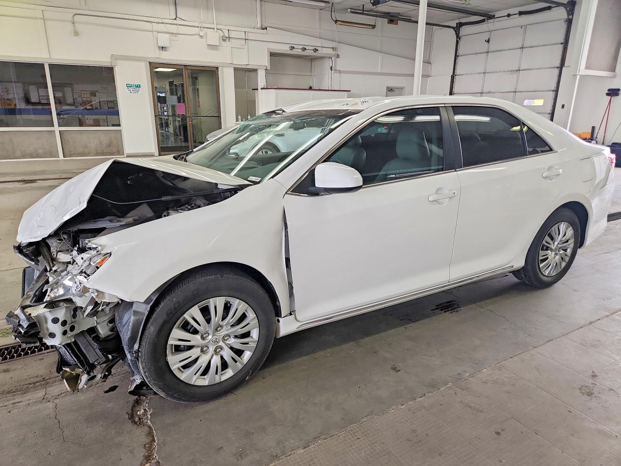 2013 TOYOTA CAMRY