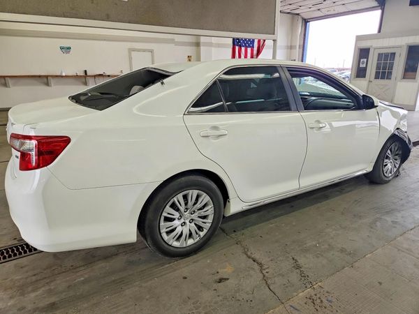 2013 TOYOTA CAMRY
