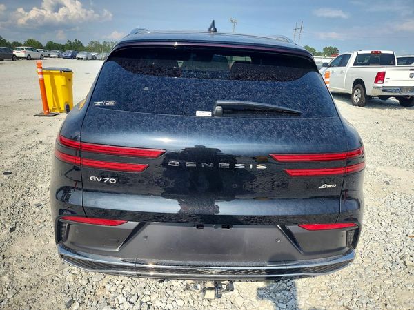 2026 GENESIS GV70