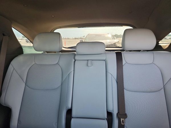 2026 GENESIS GV70