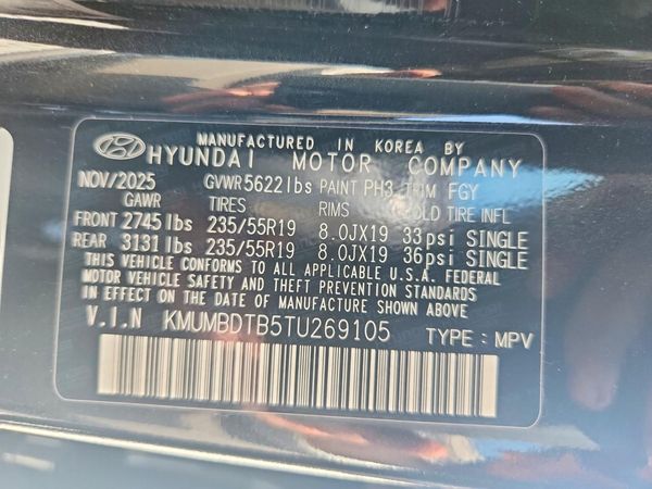 2026 GENESIS GV70