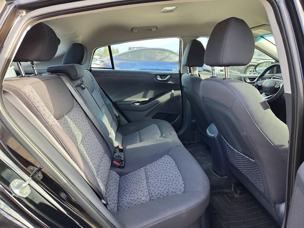 2019 HYUNDAI IONIQ SEL (HEV)