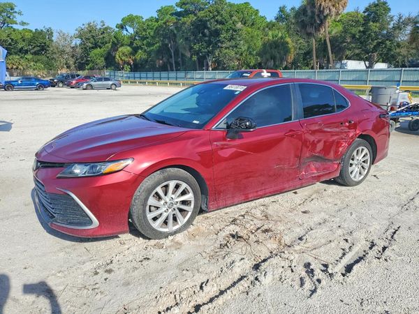 2022 TOYOTA CAMRY