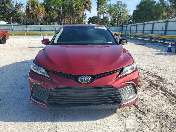 2022 TOYOTA CAMRY