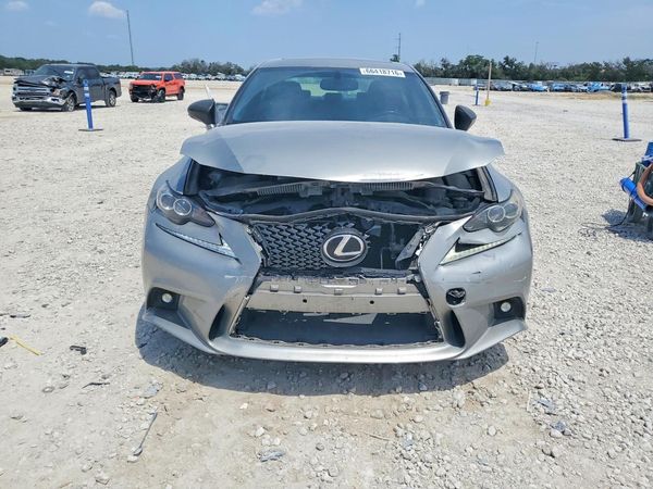 2016 LEXUS IS
