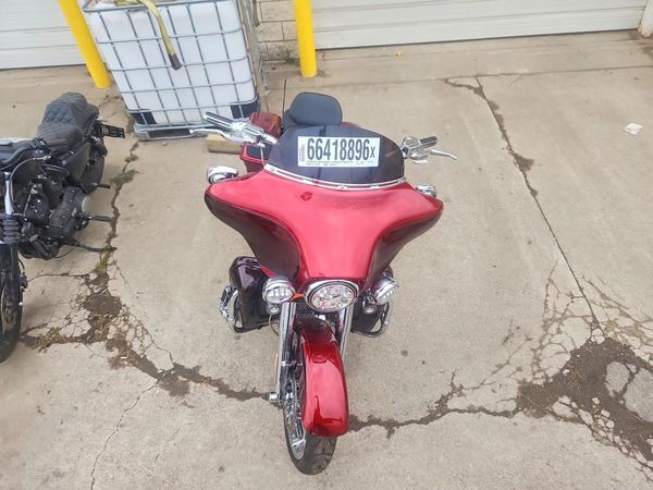 2012 HARLEY-DAVIDSON FLHXSE3