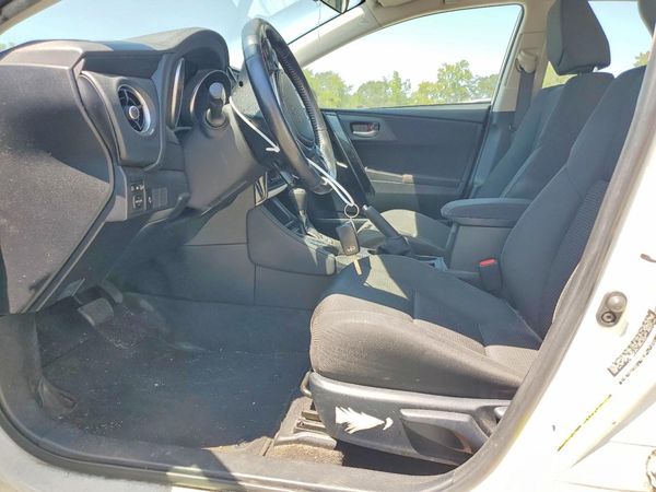 2018 TOYOTA COROLLA