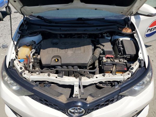 2018 TOYOTA COROLLA
