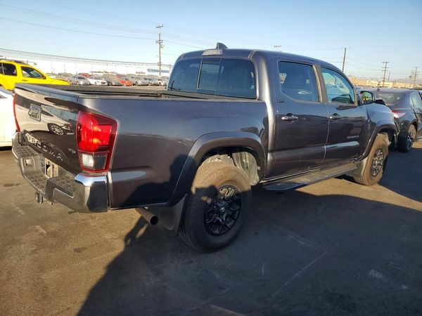 2022 TOYOTA TACOMA SR5