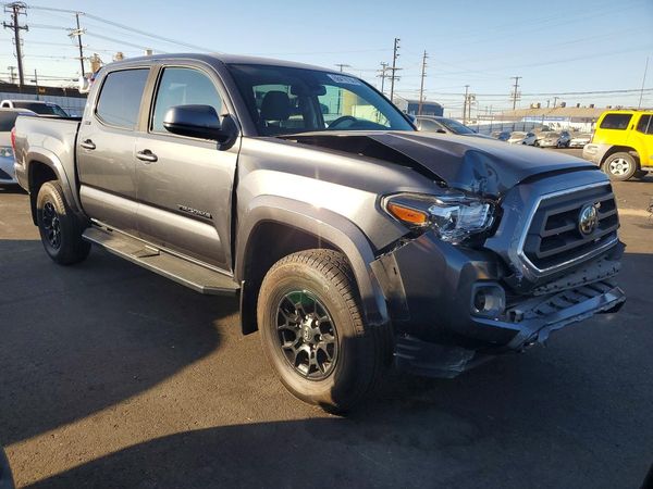 2022 TOYOTA TACOMA SR5