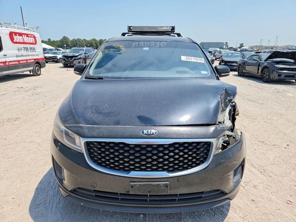2016 KIA SEDONA LX - Middle-low