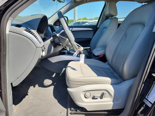 2017 AUDI Q5
