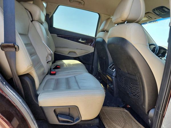 2016 KIA SORENTO