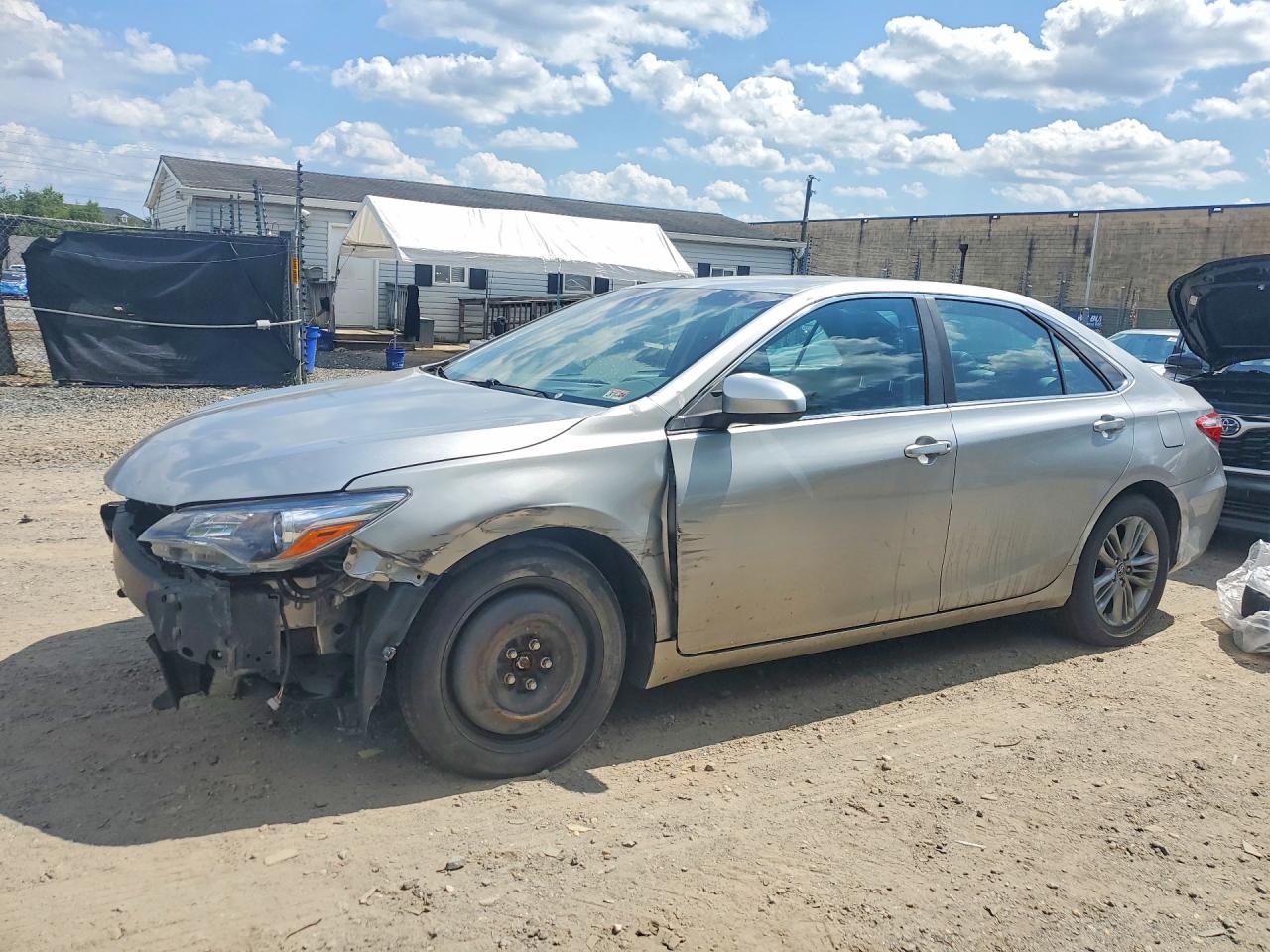 2015 TOYOTA CAMRY