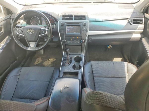 2015 TOYOTA CAMRY