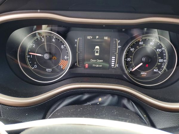 2014 JEEP CHEROKEE Sport — ODOM