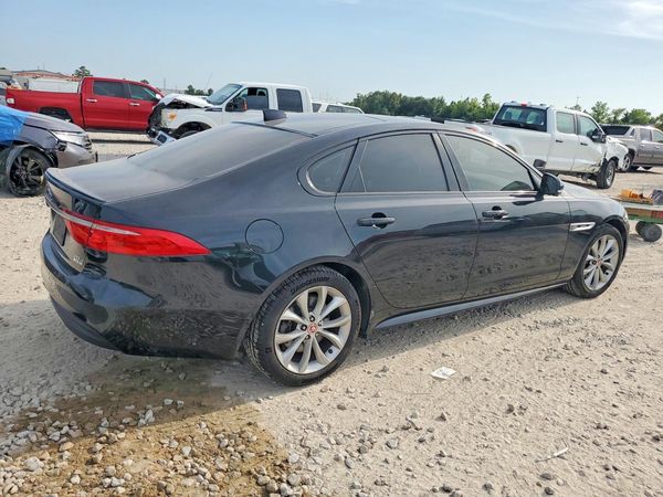 2017 JAGUAR XF R-Sport