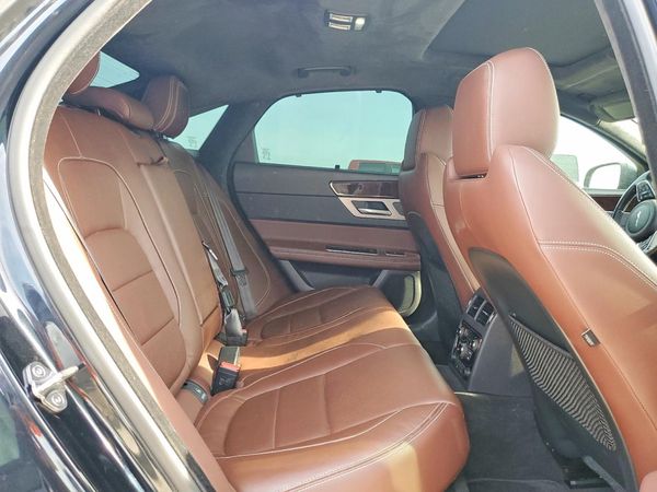 2017 JAGUAR XF R-Sport