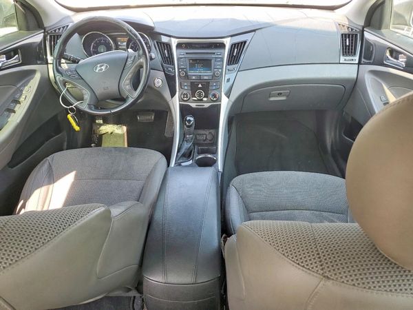 2014 HYUNDAI SONATA