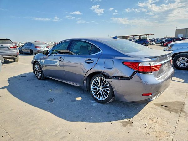 2015 LEXUS ES