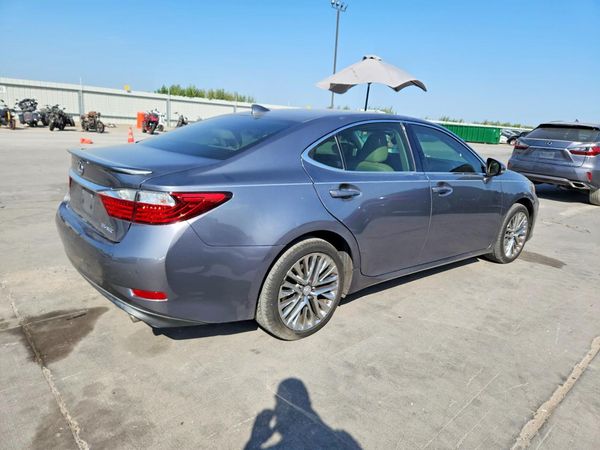 2015 LEXUS ES
