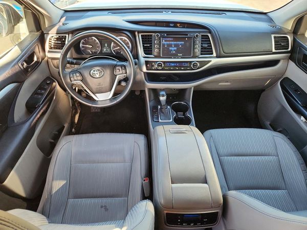 2016 TOYOTA HIGHLANDER Base/Hybrid