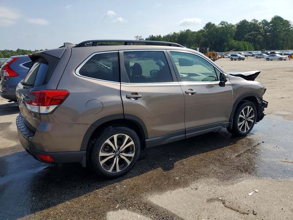 2022 SUBARU FORESTER