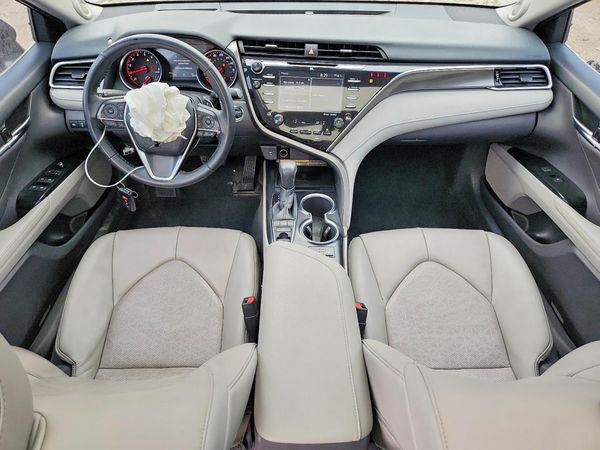 2018 TOYOTA CAMRY XSE
