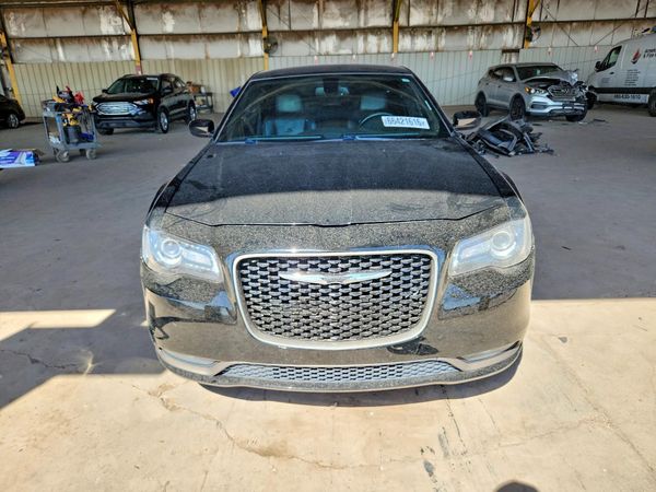 2016 CHRYSLER 300