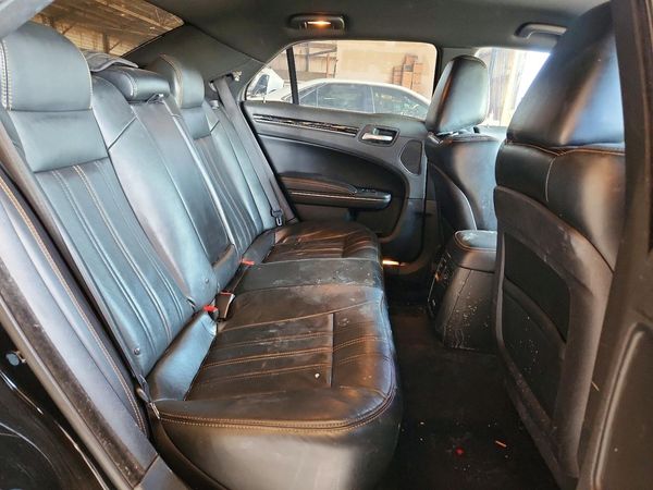 2016 CHRYSLER 300