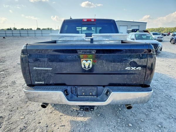 2015 RAM 1500 SLT