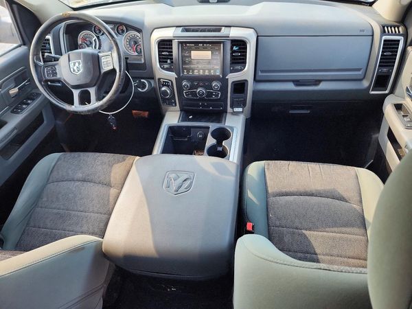 2015 RAM 1500 SLT