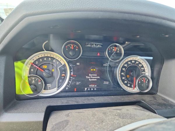 2015 RAM 1500 SLT