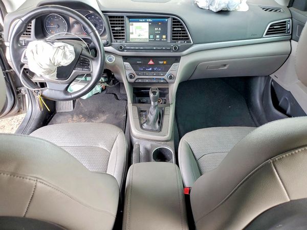 2017 HYUNDAI ELANTRA