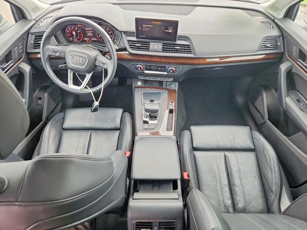 2019 AUDI Q5 quattro Premium Plus