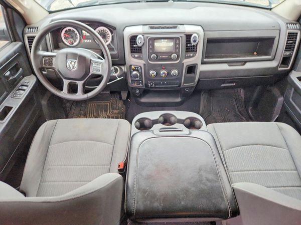 2024 RAM 1500 CLASSIC Tradesman
