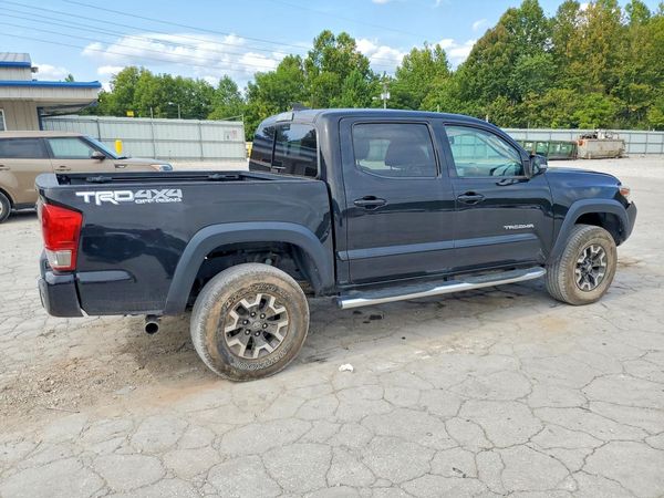 2017 TOYOTA TACOMA