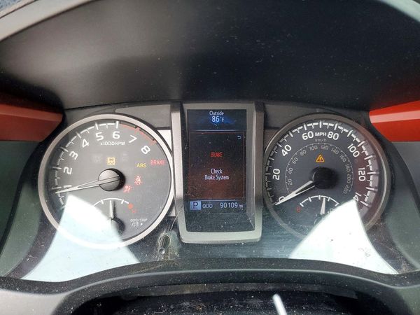 2017 TOYOTA TACOMA