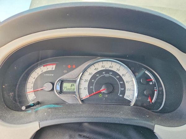 2013 TOYOTA SIENNA