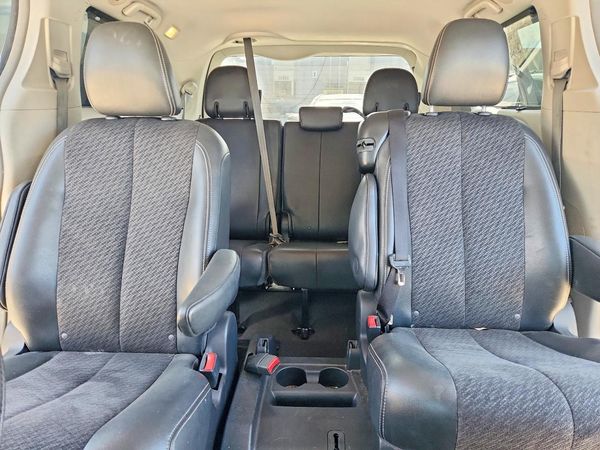 2013 TOYOTA SIENNA