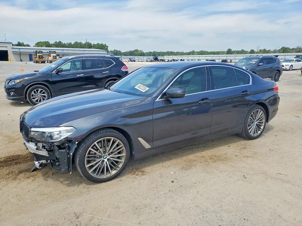 2019 BMW 530