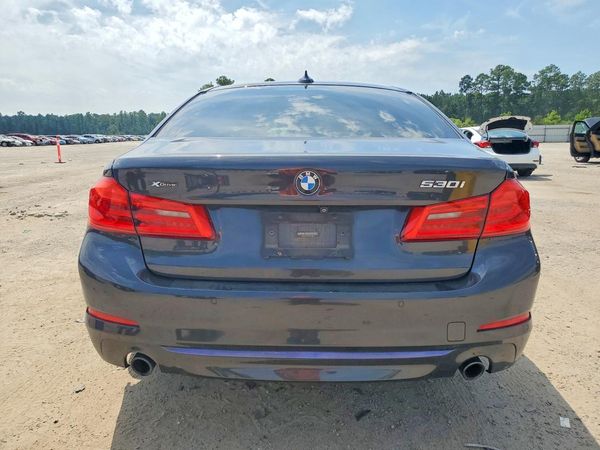 2019 BMW 530