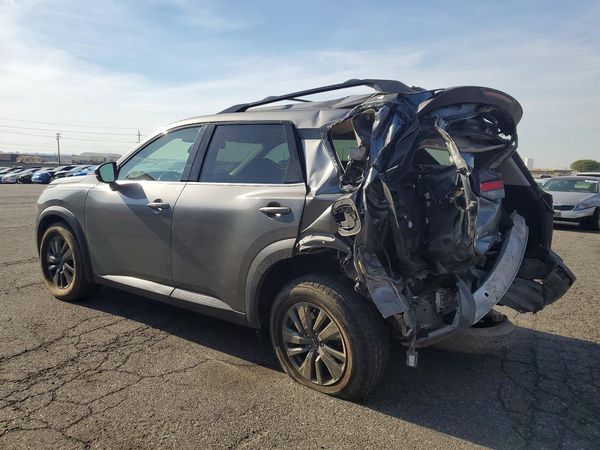 2022 NISSAN PATHFINDER SV
