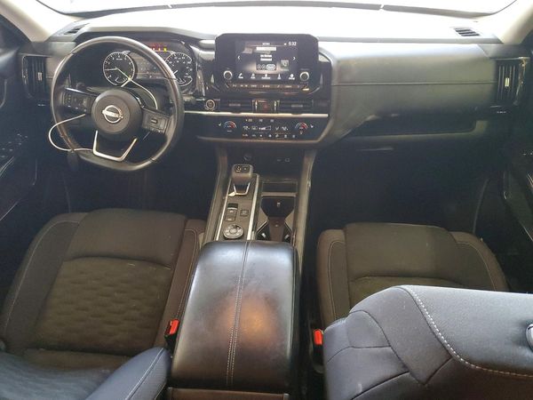 2022 NISSAN PATHFINDER SV
